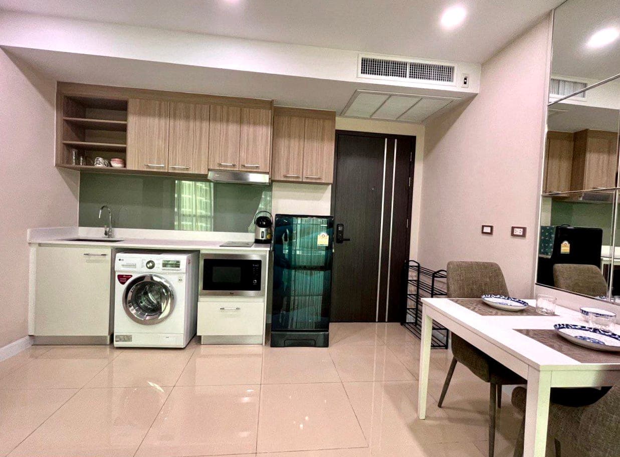 Dusit Grand — Panorama 1BR